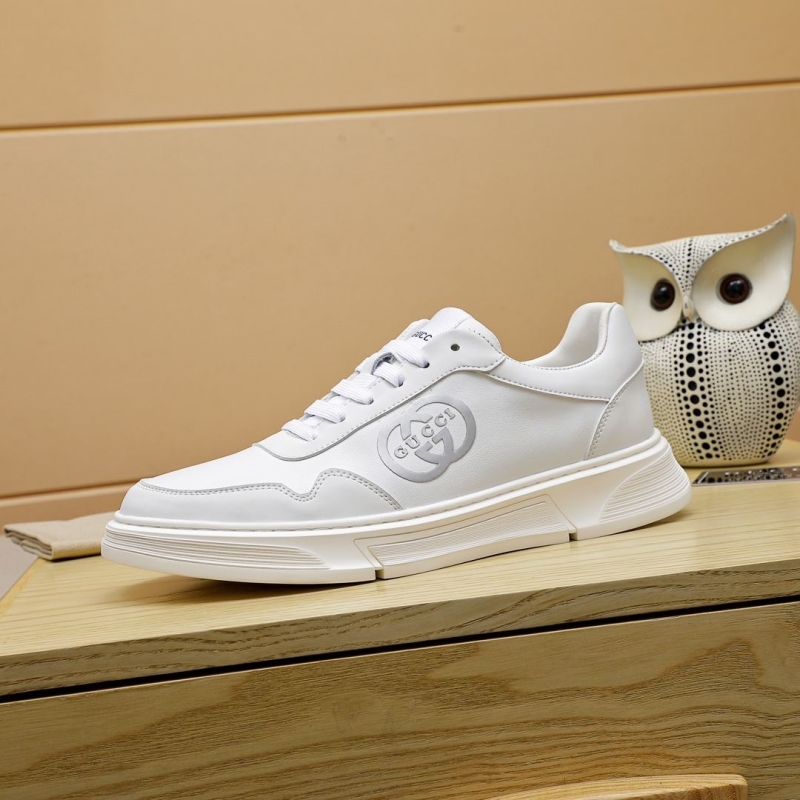 G*u*i casual shoes